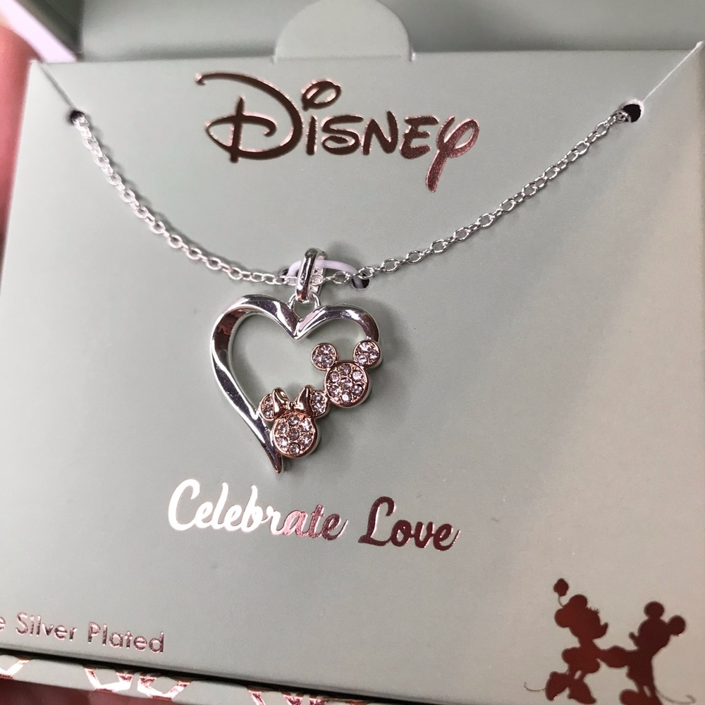 🎉HP🎉 Disney Mickey Mouse Minnie Mouse Heart Pendant Necklace - Picture 6 of 6